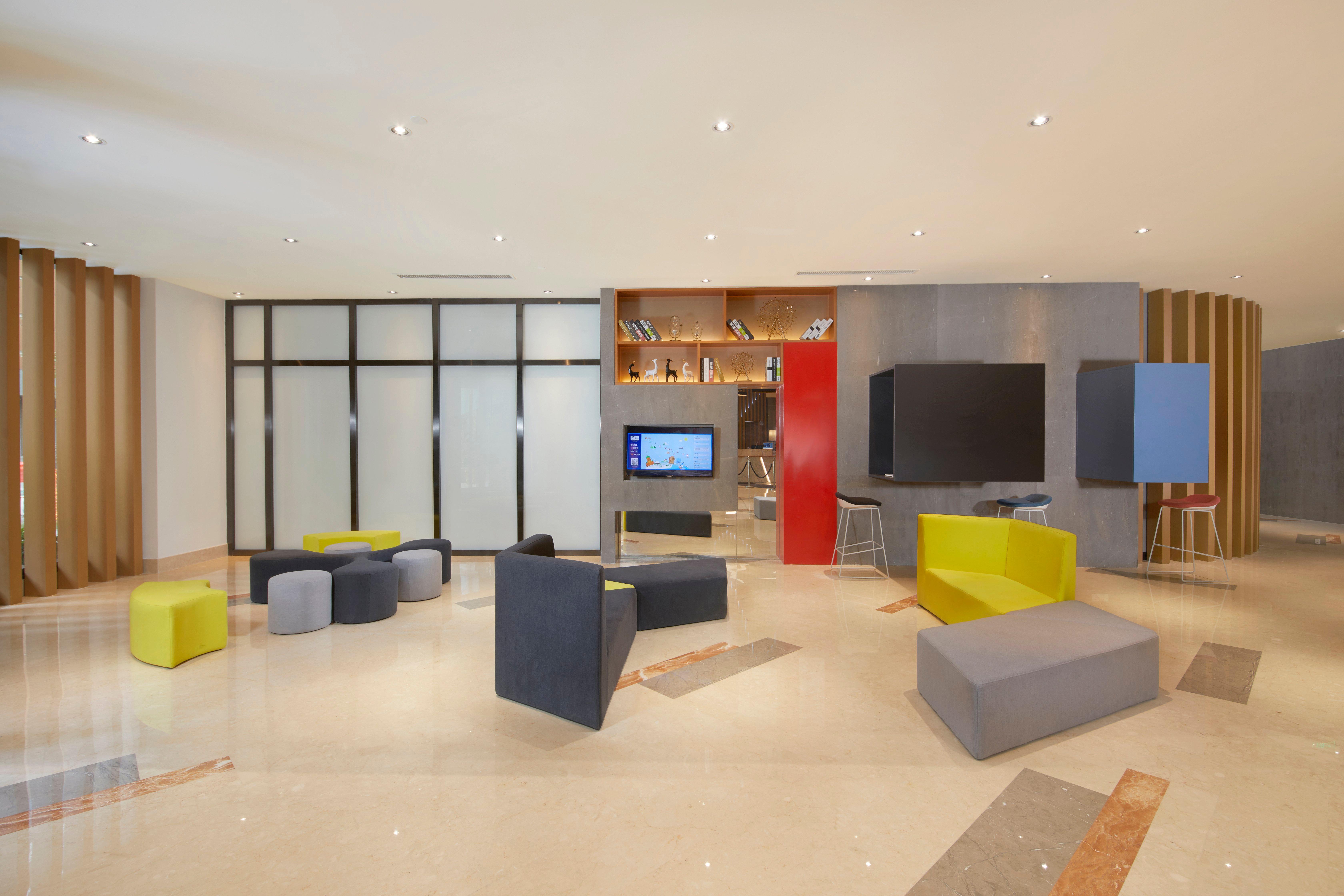 Holiday Inn Express Zhengzhou Zhengdong By Ihg Buitenkant foto